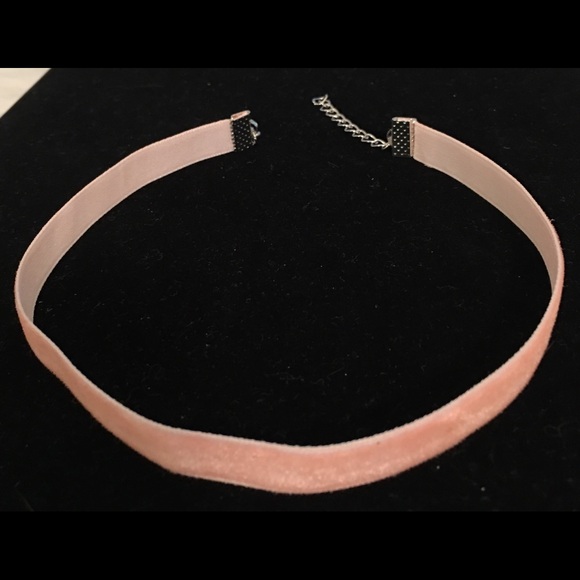 Private Label Jewelry - LIGHT PINK VELVET THIN CHOKER-NEW